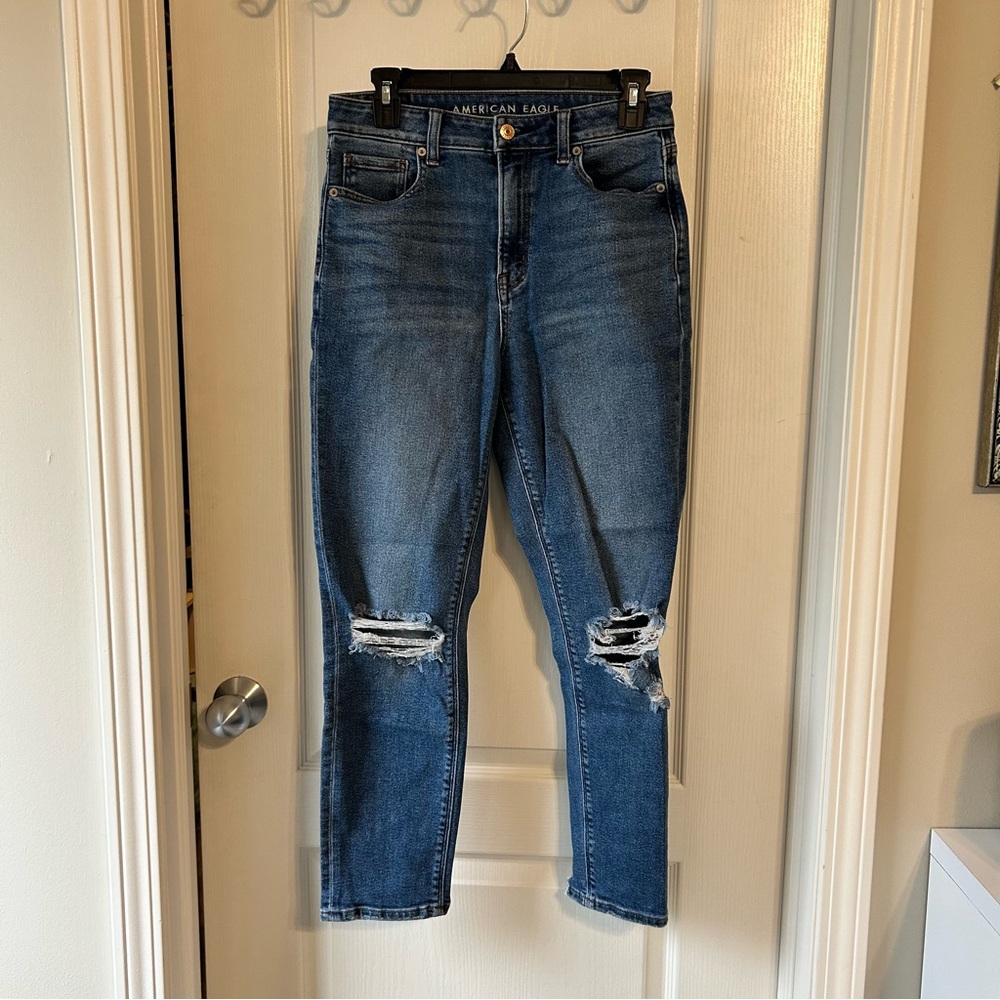 American Eagle Outfitters Distressed Mom Jeans